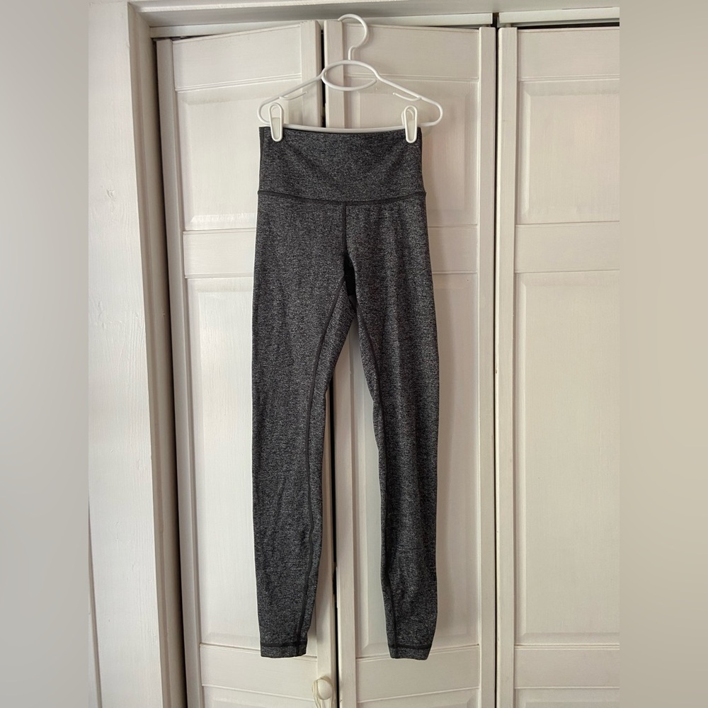 Lululemon Align Leggings in black marl size 4